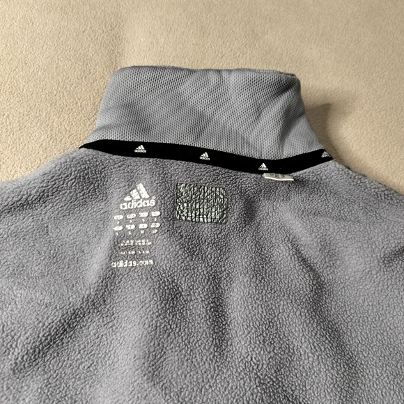 adidas Gray Half-Zip Pindot Sweatshirt  with Black Stripes. - Picture 12 of 15